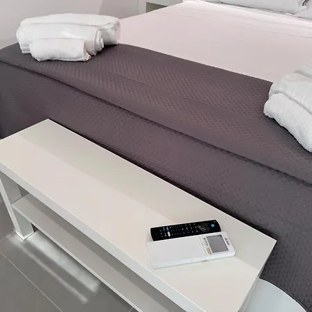 Bed and breakfast Meraviglia - Centro Close To The Station And Pier 4*
