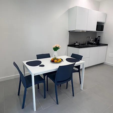 Bed and breakfast Meraviglia - Centro Close To The Station And Pier